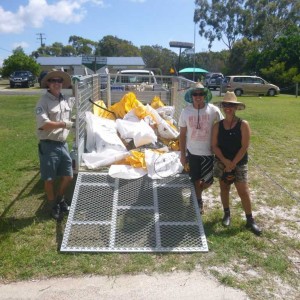 Grant Phelan from QPWS and wonderful parents like Glenda and Errold Misso (who even gave up his birthday) took away the rubbish away from Rainbow Beach State School